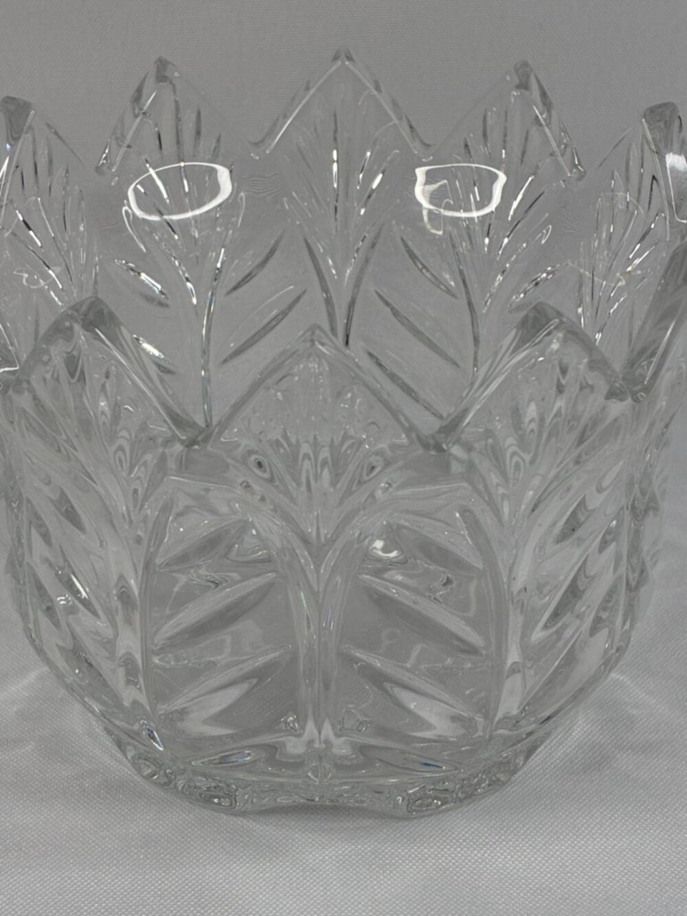 Marquis by Waterford Clear Crystal Glass Leaf Candy Bowl Nuts Coffee Table Dish